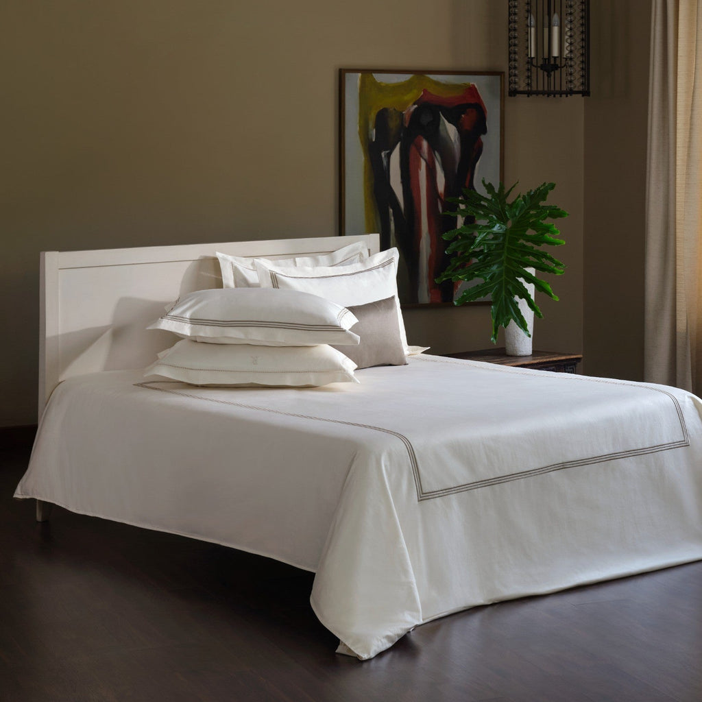 Bold Lines Bed Set